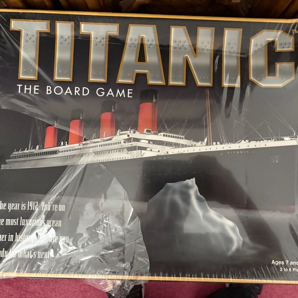 VINTAGE 1998 TITANIC BOARD GAME